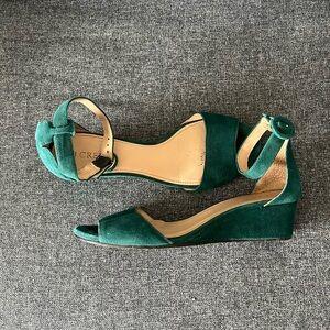 J Crew Emerald Green Kitten Heel Wedge Suede Sandals